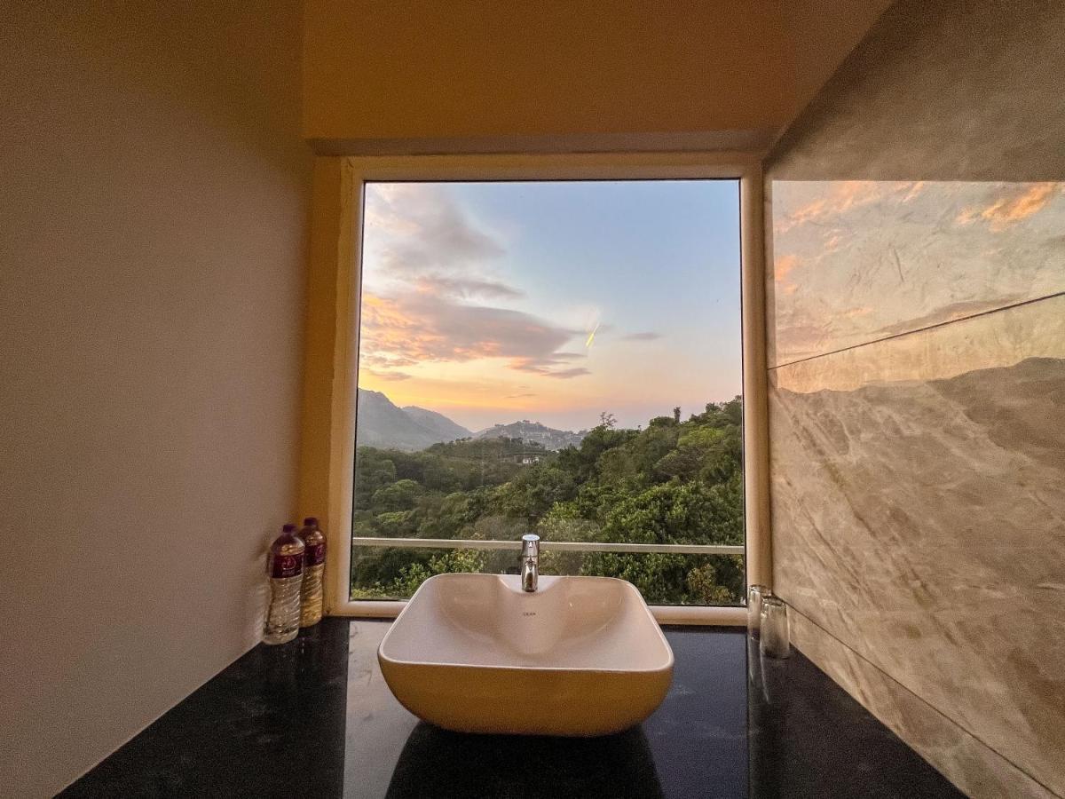Green Palace Resort Vagamon Kültér fotó