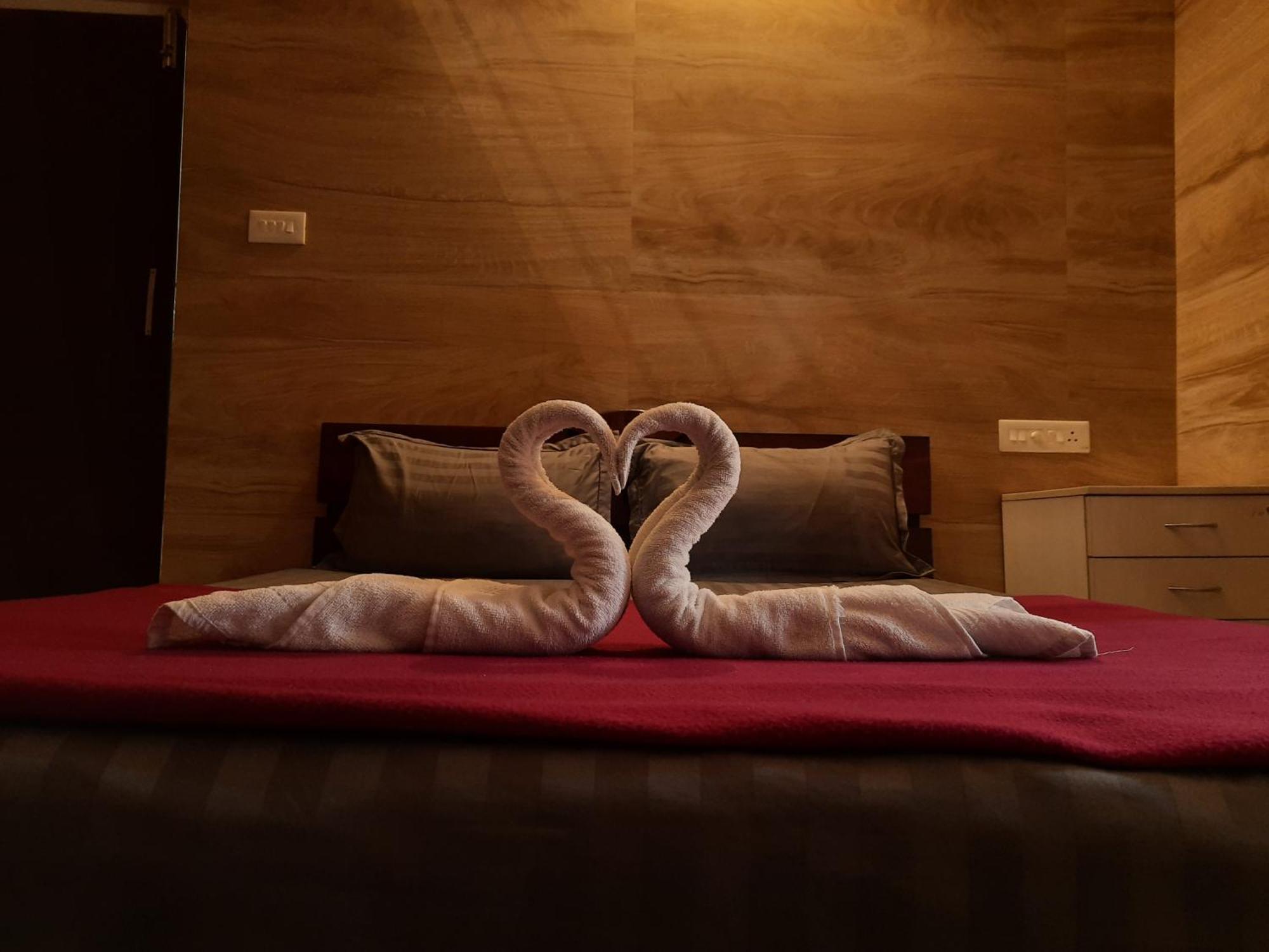 Green Palace Resort Vagamon Kültér fotó